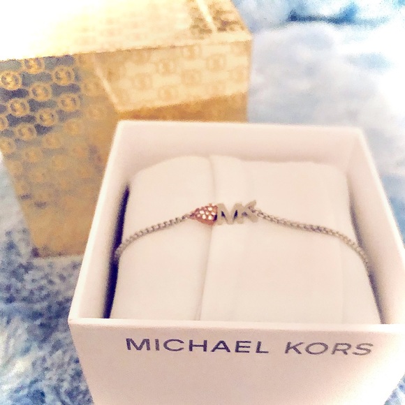 NIB Michael Kors Women's Two-Tone Brass Chain Bracelet - Picture 4 of 7